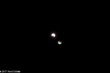 1/125 Sek. bei f / 6,3 ISO 3200 70 mm